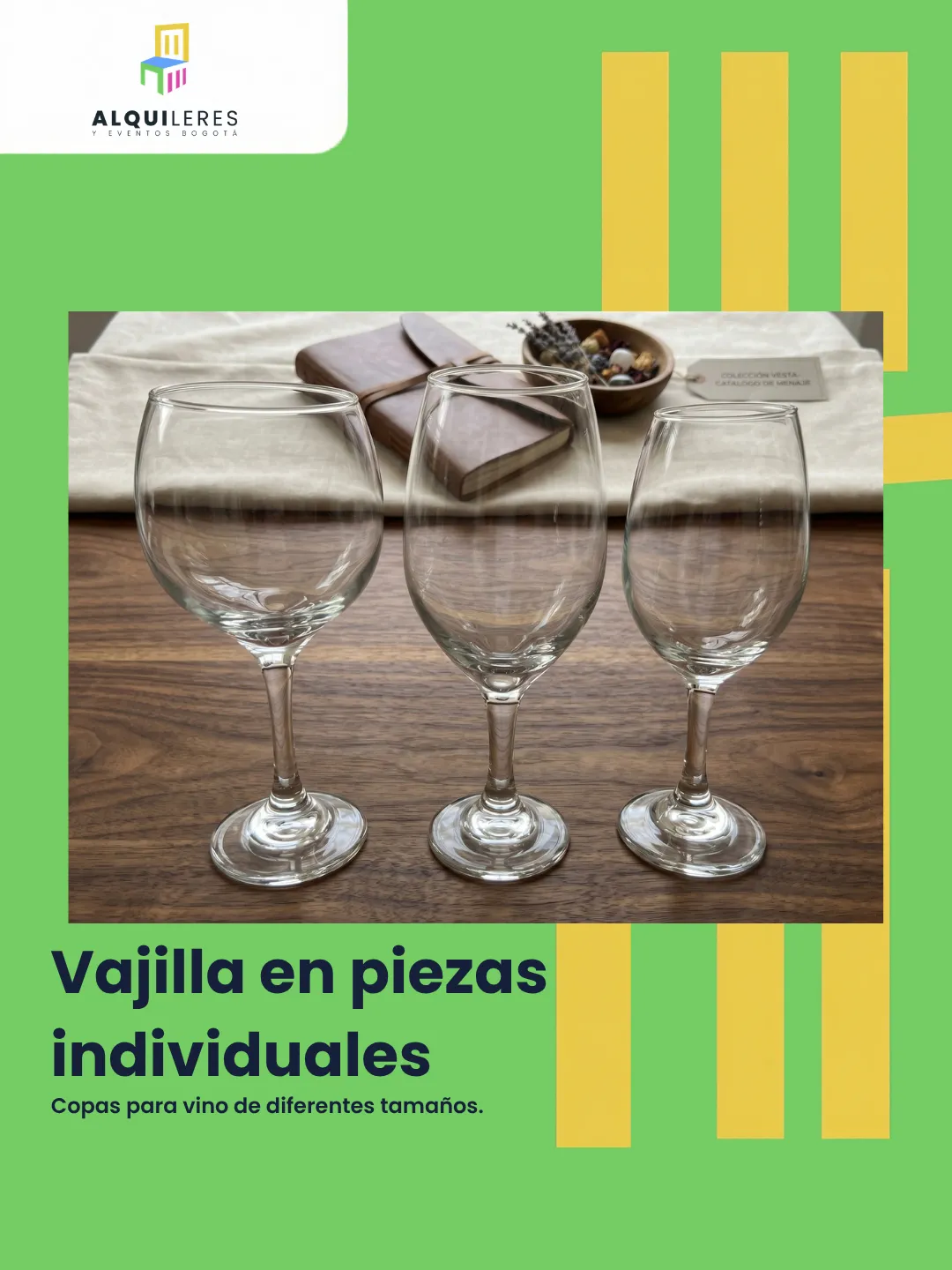 Tres copas de vino de vidrio en diferentes tamaños